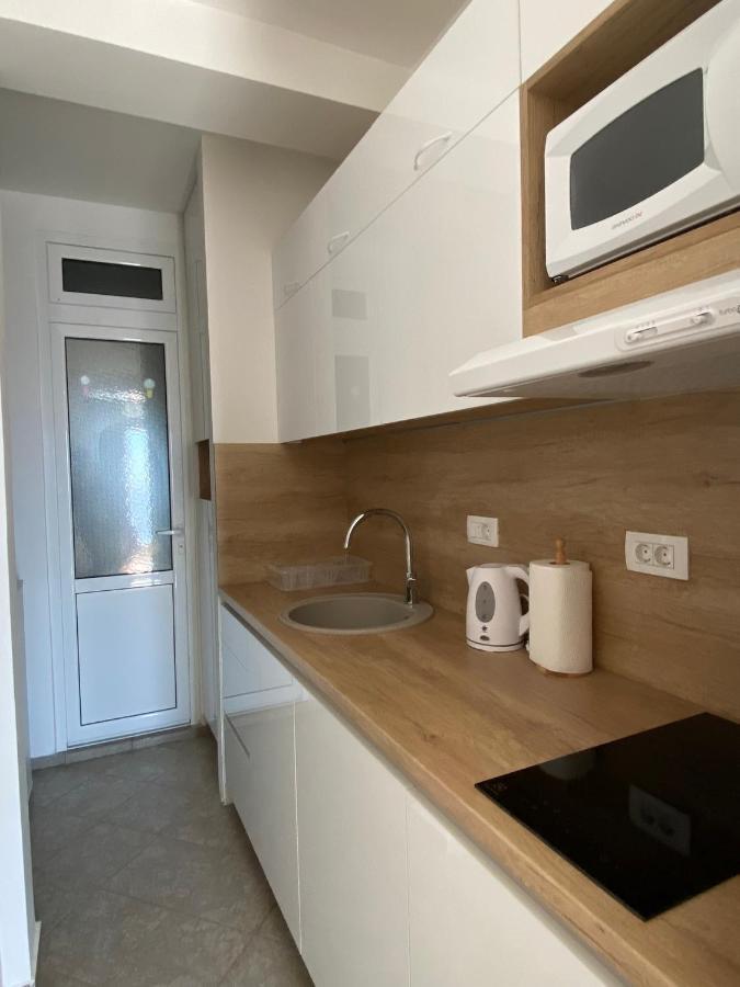Acacia Apartmani Sutomore Exteriör bild