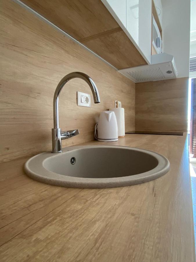 Acacia Apartmani Sutomore Exteriör bild
