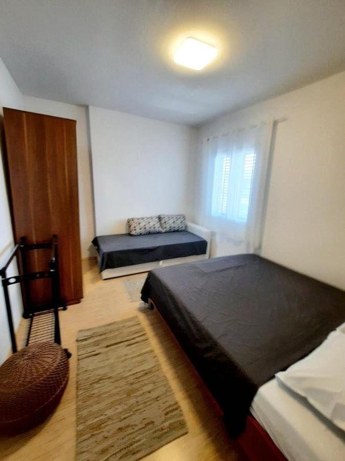 Acacia Apartmani Sutomore Exteriör bild